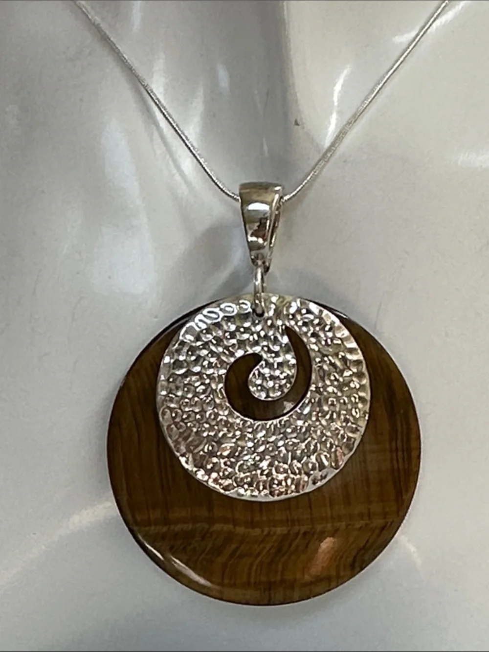 925 Sterling silver tiger eye stone Necklace with Hammered Silver